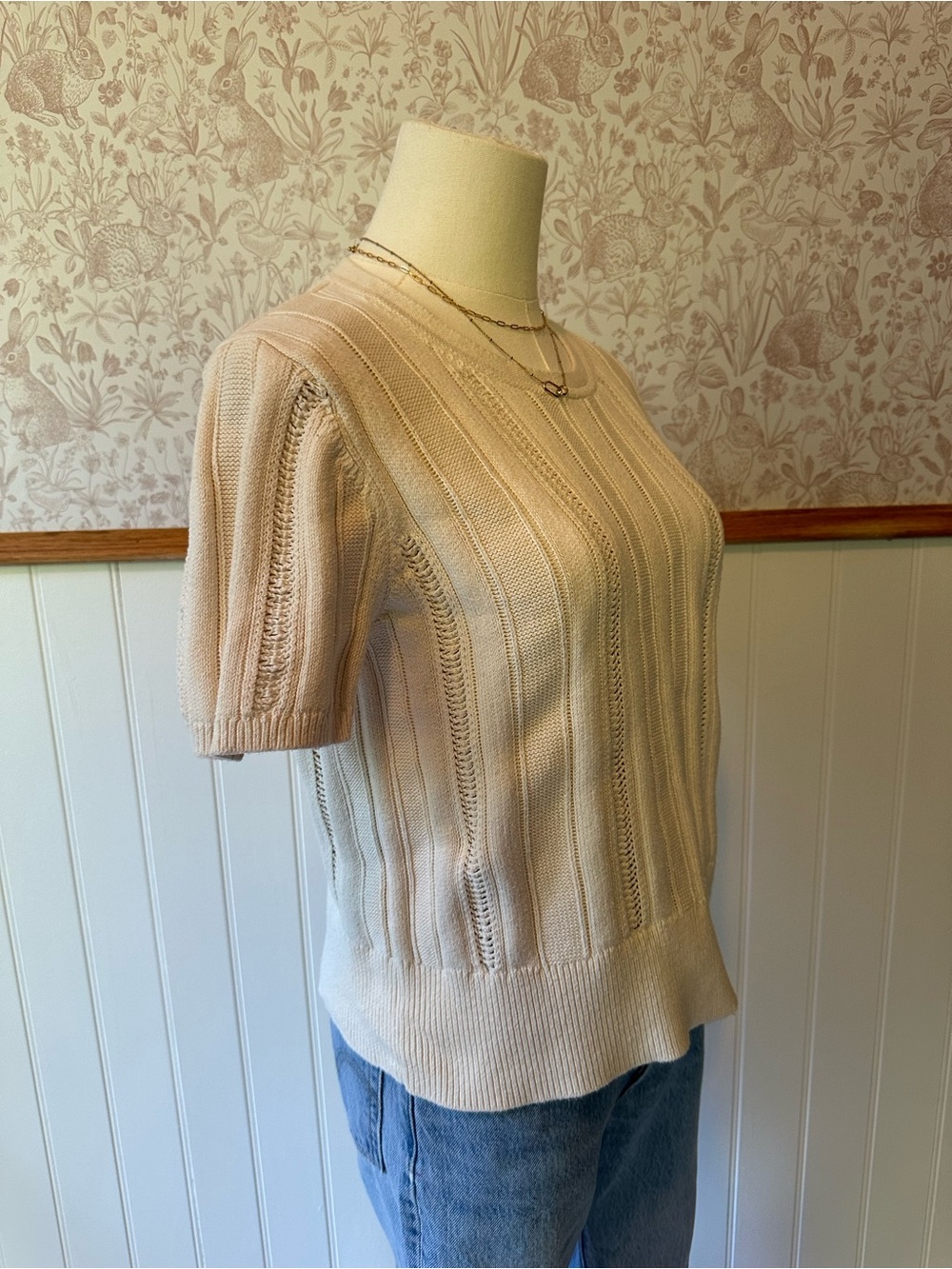 Banana Republic Cream Short-Sleeve Knit Top - Picture 5 of 7